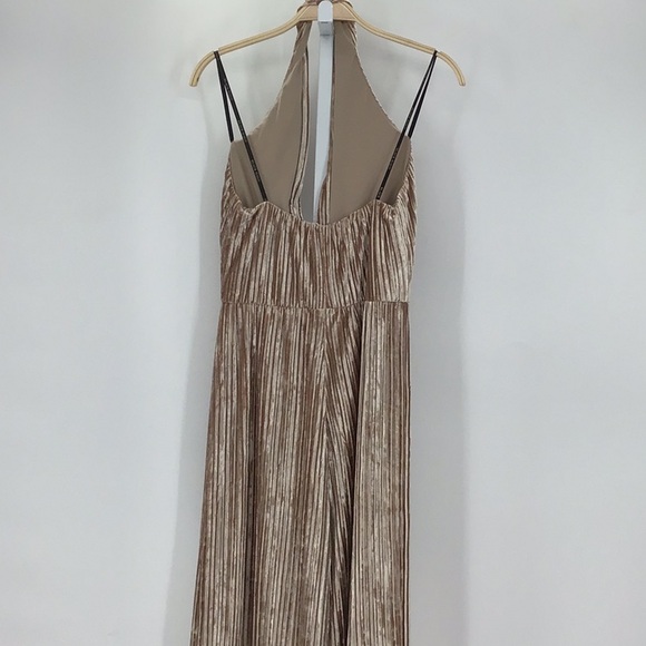 Black halo size2 gold romper - Picture 2 of 2